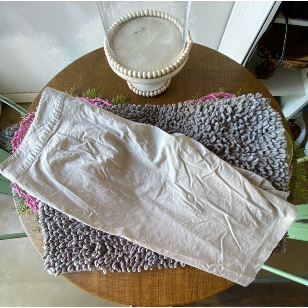 Dressbarn Bermuda shorts tan size 16W